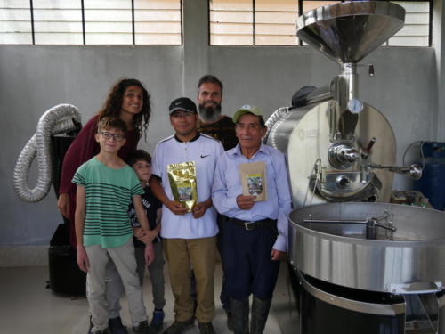 Chez Secundo Guerrero, producteur et torréfacteur de café